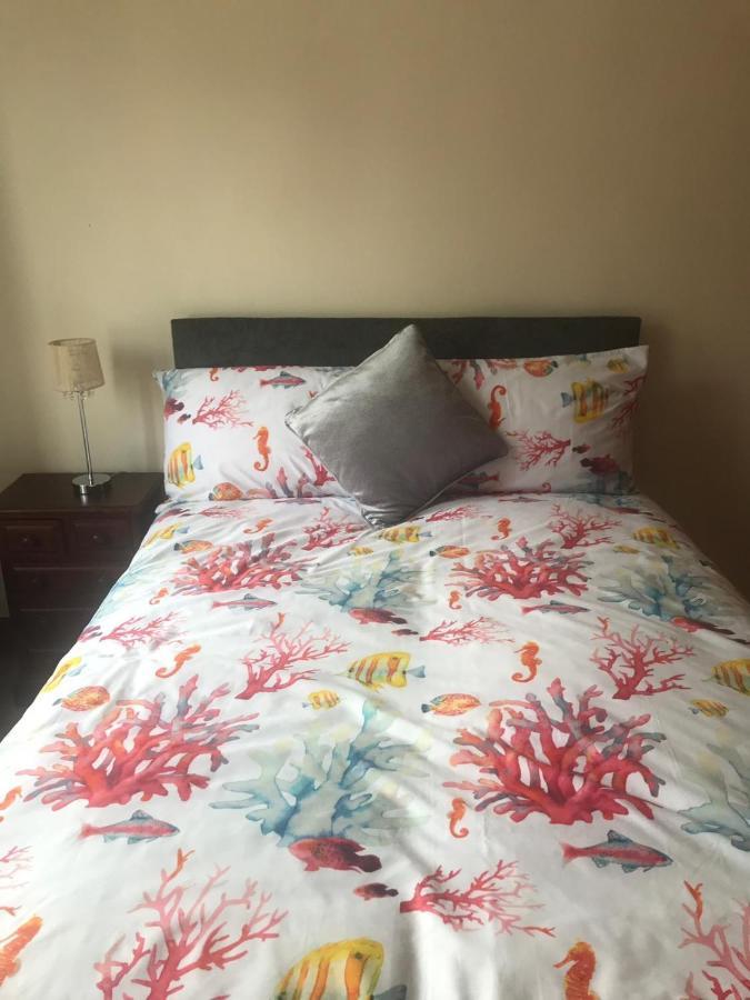 Prime Location Rooms In High Street Fort William Exterior foto